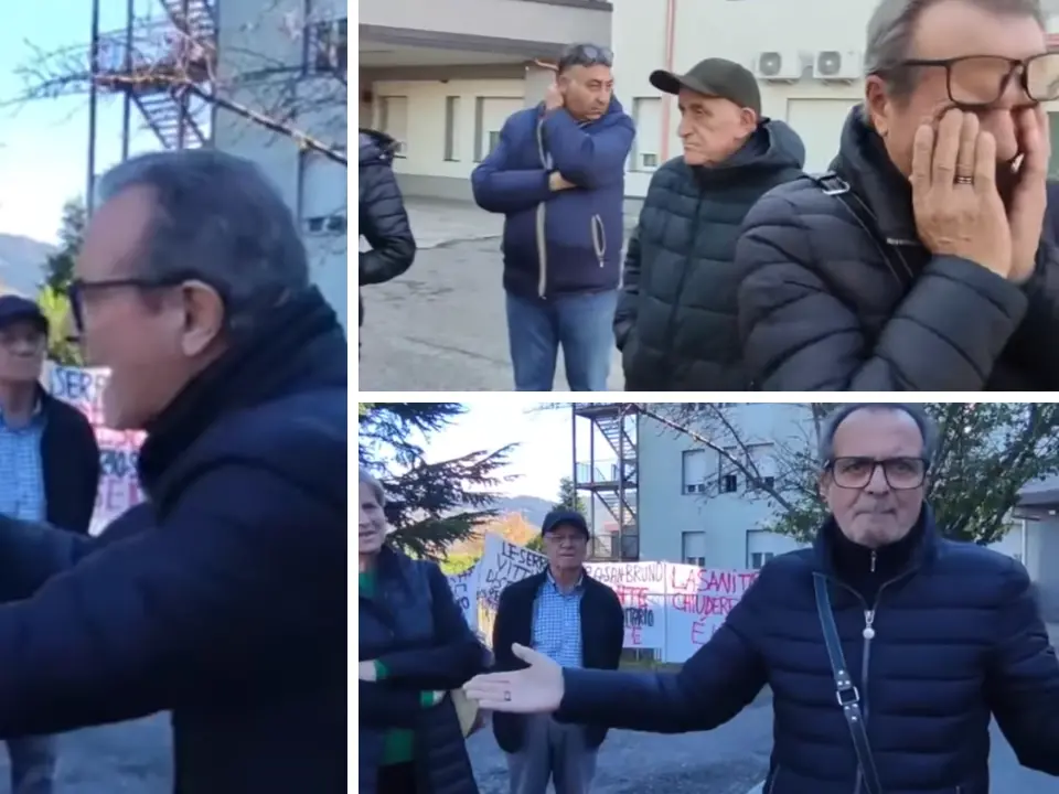 Pazienti dializzati in lacrime davanti all’ospedale di Serra: «Macchinari da milioni ma non possiamo curarci qui»