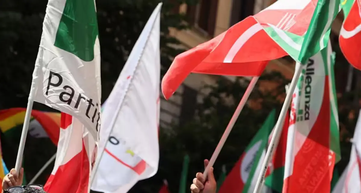 Crotone, a sinistra ribolle il sangue. Si dimette la segretaria del circolo Pd, in AVS il regionale “affianca” il provinciale