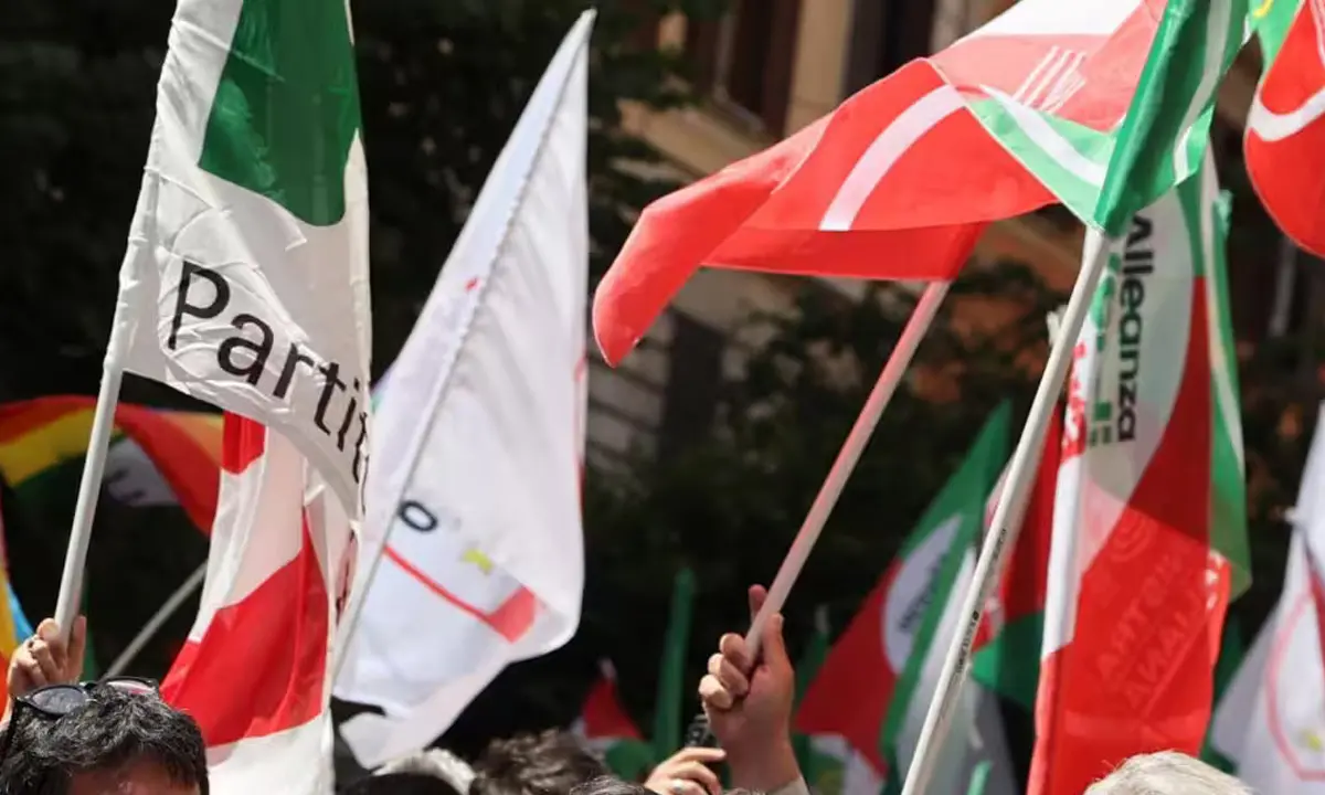 Crotone, a sinistra ribolle il sangue. Si dimette la segretaria del circolo Pd, in AVS il regionale “affianca” il provinciale