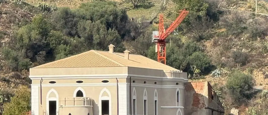 Palizzi, completato il restauro del Castello: due milioni di euro per restituire vita al simbolo del borgo\n