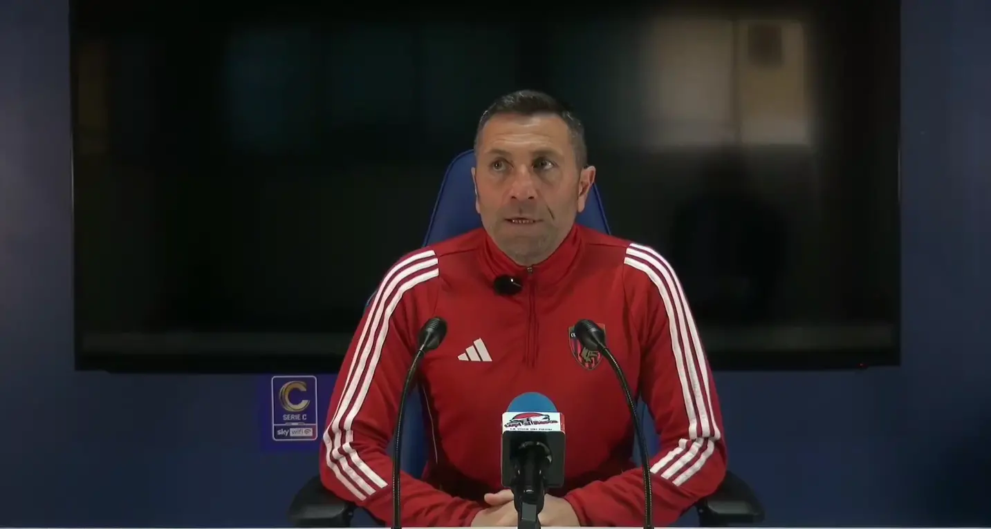 Verso Cosenza-Casarano, Buscè suona la carica: «Serve cattiveria e concentrazione per vincere»