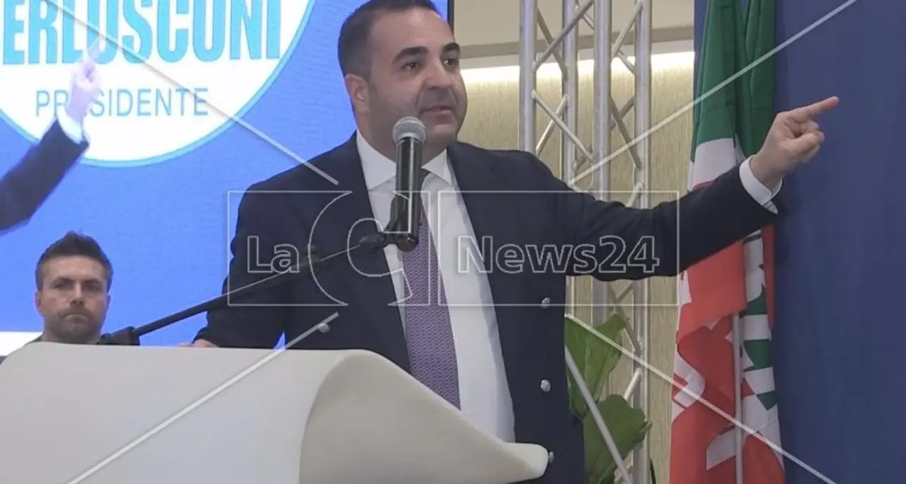 Elezioni a Reggio, Ferro traccia la strada per Fdi: «Cannizzaro? Se si candida ci saremo, no alle primarie»