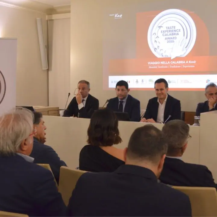 Taste Experience Calabria,\u00A0chiusura a Villa Rendano dopo un viaggio tra i sapori identitari della regione\n
