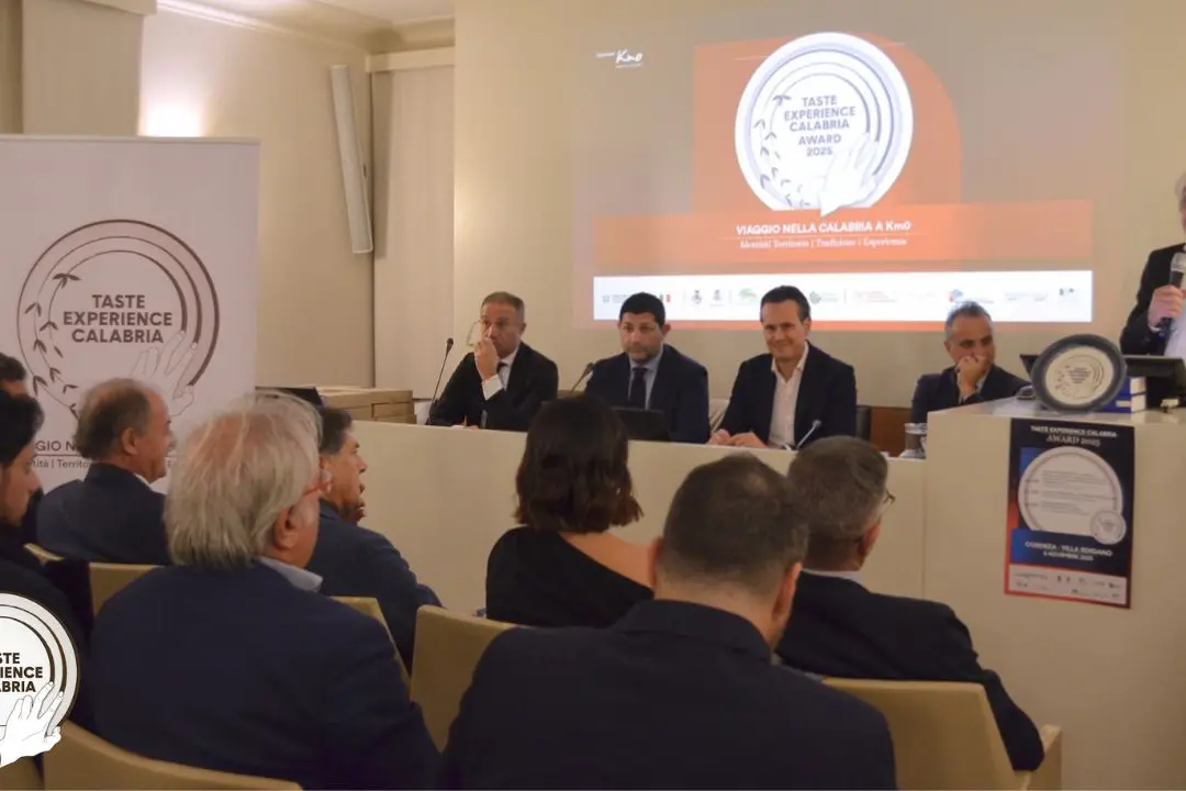 Taste Experience Calabria,\u00A0chiusura a Villa Rendano dopo un viaggio tra i sapori identitari della regione\n