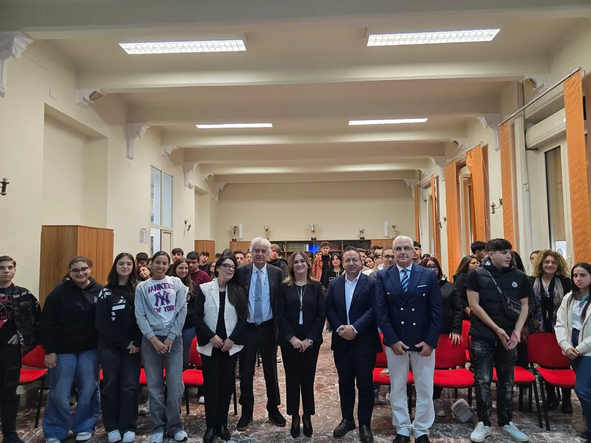 Reggio, Mimmo Gangemi al\u00A0polo tecnico professionale “Righi-Boccioni-Fermi”\n