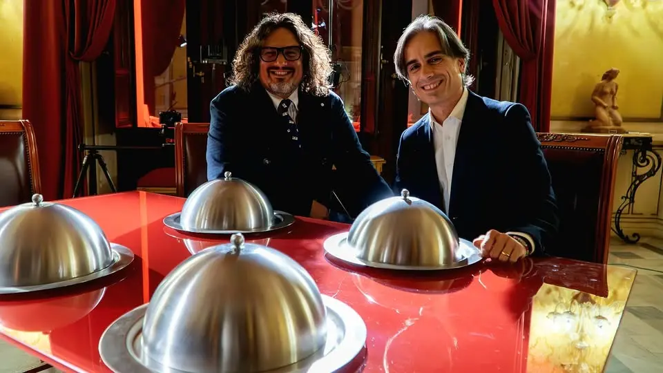 Reggio, concluse le riprese in città di “4 Ristoranti”:\u00A0il verdetto resta top secret\n