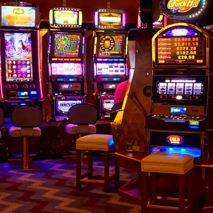 Si guadagna tanto e si rischia poco, per la 'ndrangheta il gioco d'azzardo è un vero e proprio affare: tutti i numeri\n