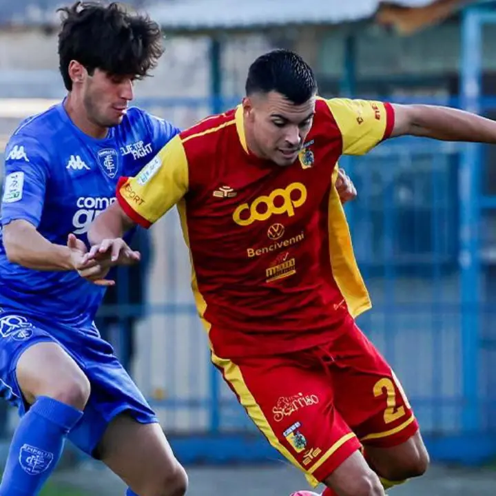 Il Catanzaro cade a Empoli, i padroni di casa anche con l’uomo in meno riescono a trionfare: finale 1-0\n