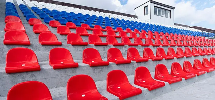 Calcio, la Prefettura chiude gli stadi: partite a porte chiuse nel Reggino\n