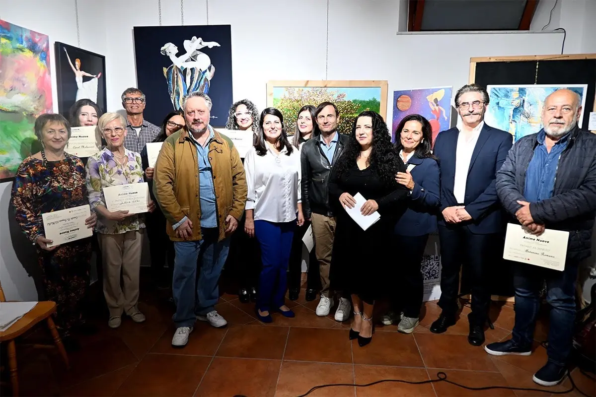Reggio, la premiazione del concorso di pittura\u00A0“Anime nuove” alla galleria d’arte Dedalo\n