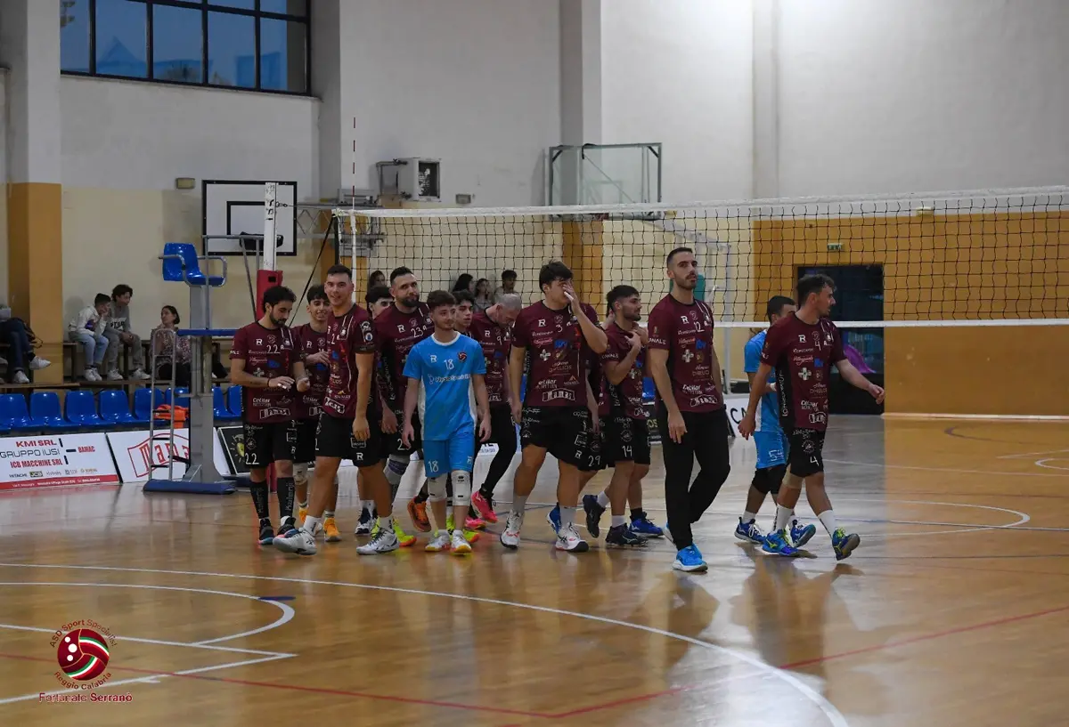 Disco rosso amaranto:\u00A0al Boccioni\u00A0Paola batte\u00A0Amaro Dhelios Reggio Calabria\n