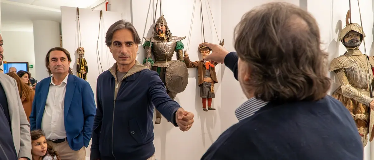 Al Castello Aragonese di Reggio la mostra “Buratto, Fili, Bastoni”