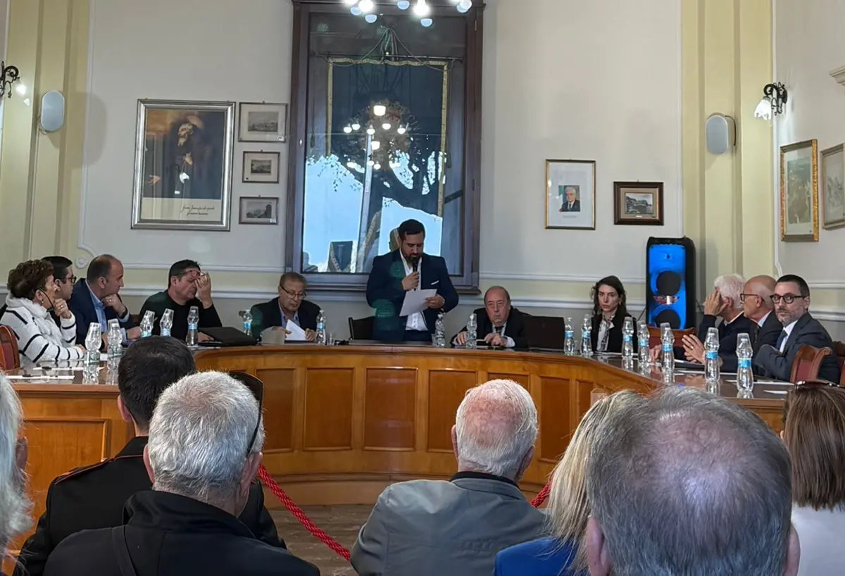 Scilla, Consiglio comunale aperto su impianto Edison: «Valuteremo con rigore»