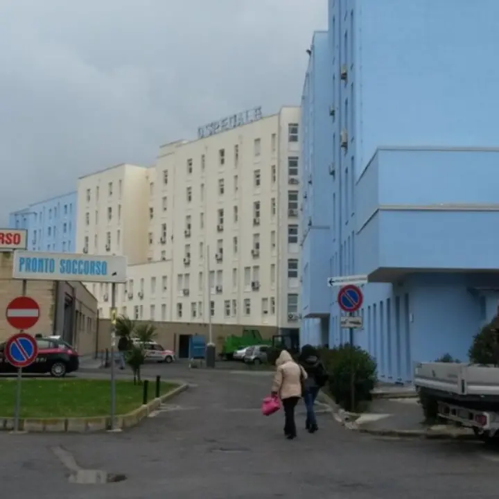 «Centro dialisi privatizzato all’ospedale di Crotone»: Aned chiede a Occhiuto di bloccare\u00A0la determina\n