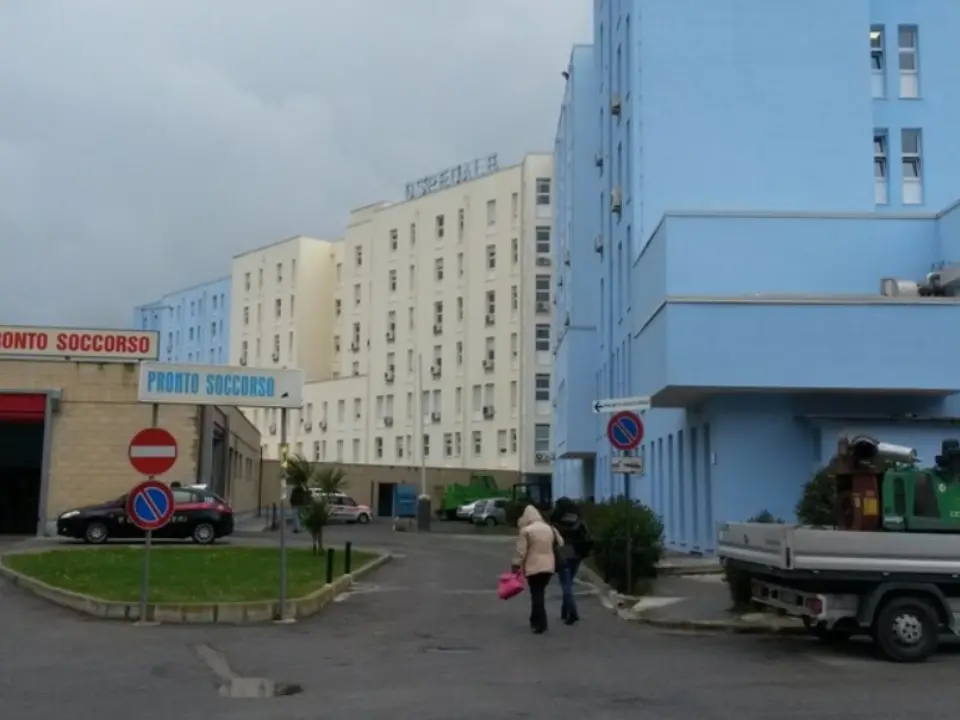 «Centro dialisi privatizzato all’ospedale di Crotone»: Aned chiede a Occhiuto di bloccare la determina