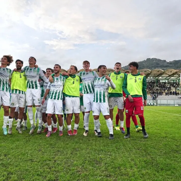 Serie D: la Vigor Lamezia ritorna al successo casalingo dopo due mesi. Mancini: «Encomiabile la dedizione e la voglia dei ragazzi».\n