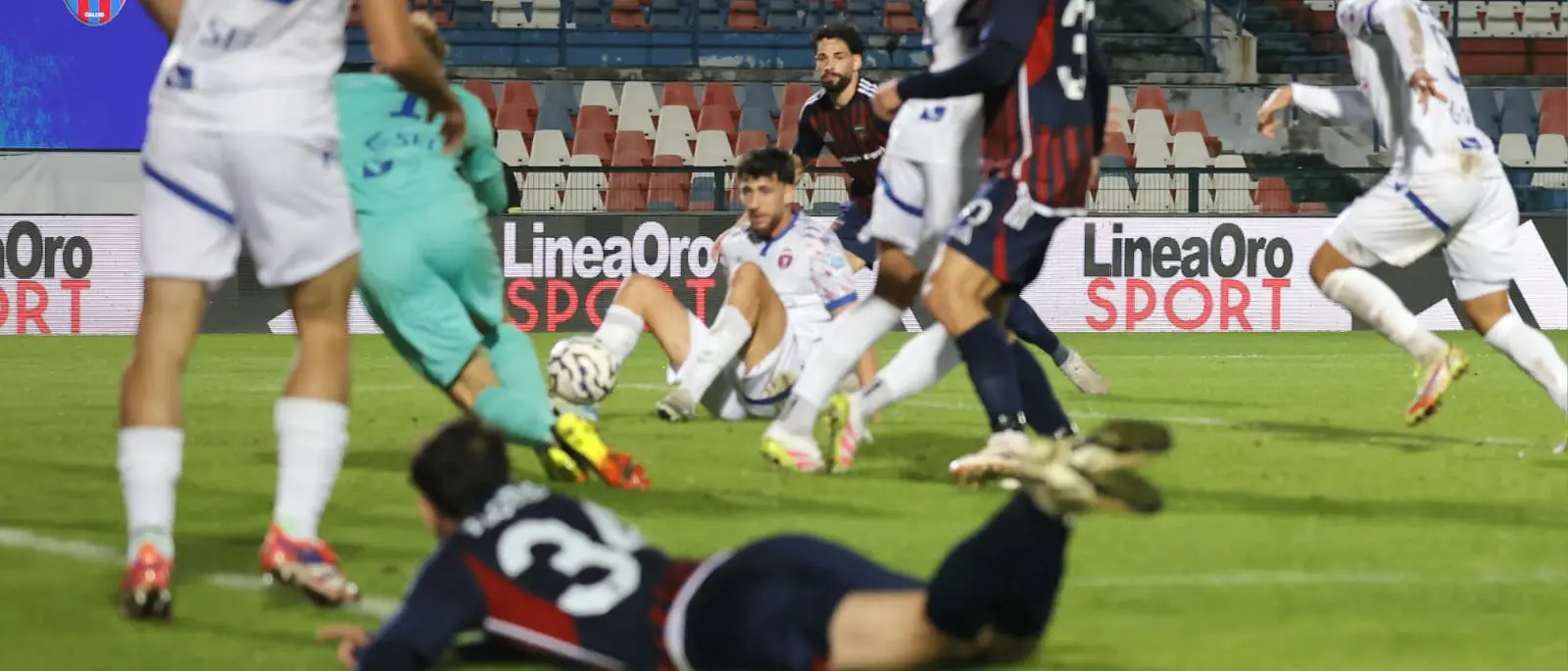 Cosenza, da migliorare la difesa sui calci piazzati avversari