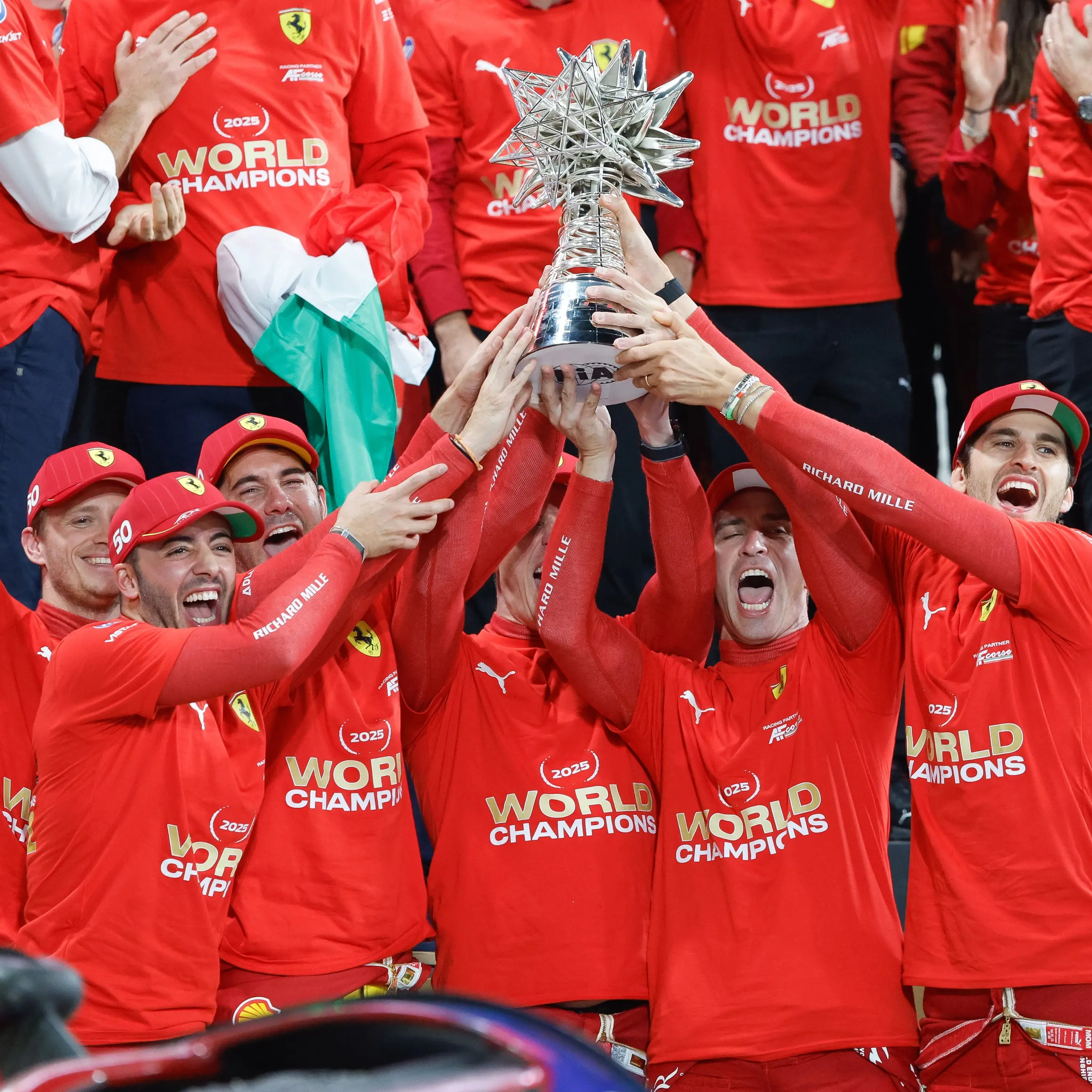 La Ferrari trionfa nell’Endurance, anche il calabrese\u00A0Antonio Fuoco sul podio mondiale\n