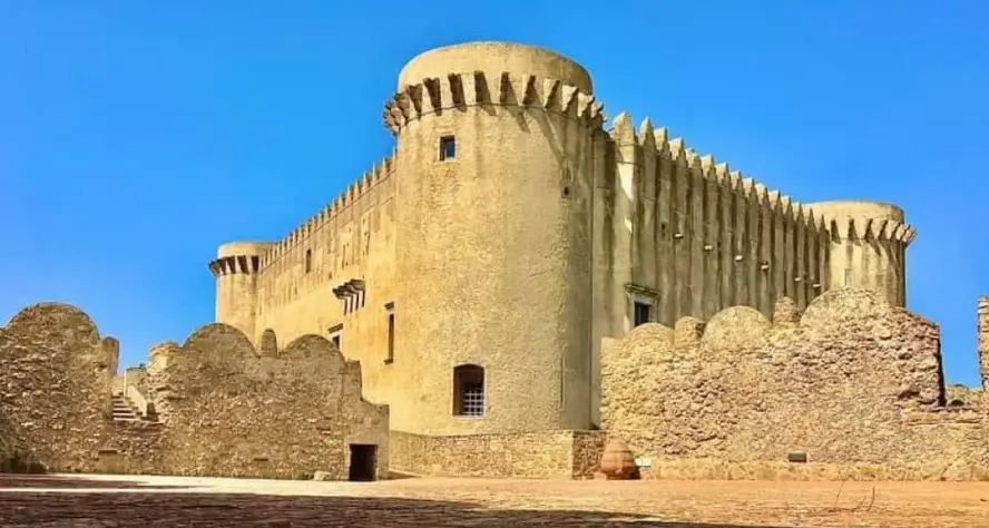 La fortezza di Santa Severina conquista l’ambita Targa dell’Istituto nazionale castelli: è l’unica in Calabria\n