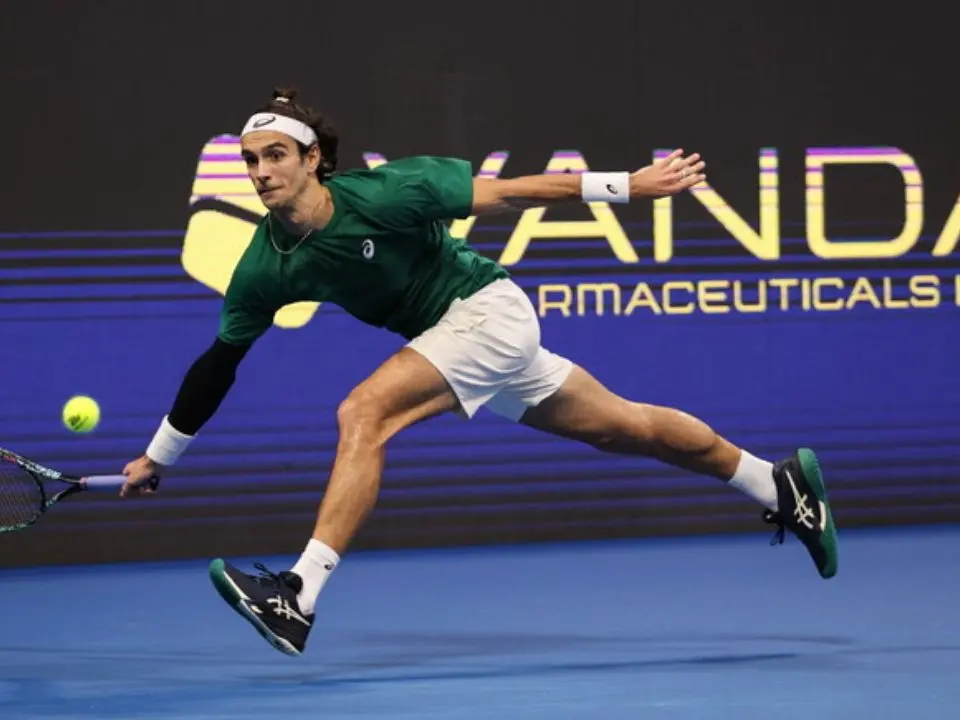 Tennis, Musetti sconfitto all’esordio alle Atp Finals: Fritz vince in due set