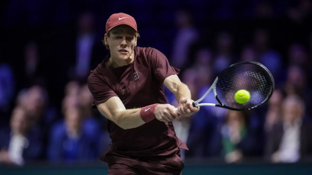 Tennis, Sinner esordio vincente alle Atp Finals: battuto Auger-Aliassime\n