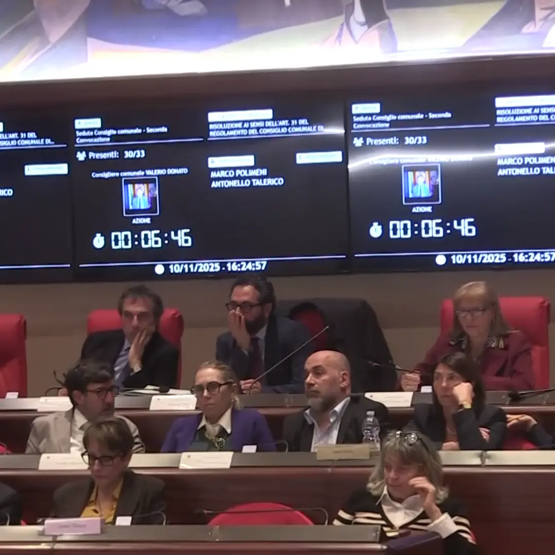 Telecontact, a Catanzaro il Consiglio comunale approva all’unanimità una mozione a\u00A0sostegno dei 500 lavoratori a rischio