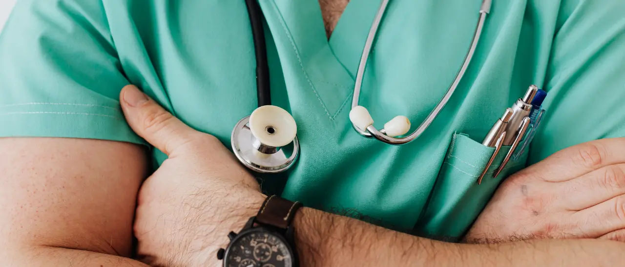 Paradosso all’Asp di Vibo: medico vincitore di concorso attende da un anno e mezzo l’assunzione