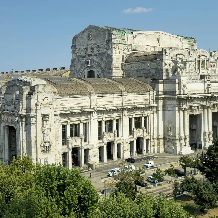 Aggredisce un ebreo americano in stazione a Milano: arrestato 25enne pakistano
