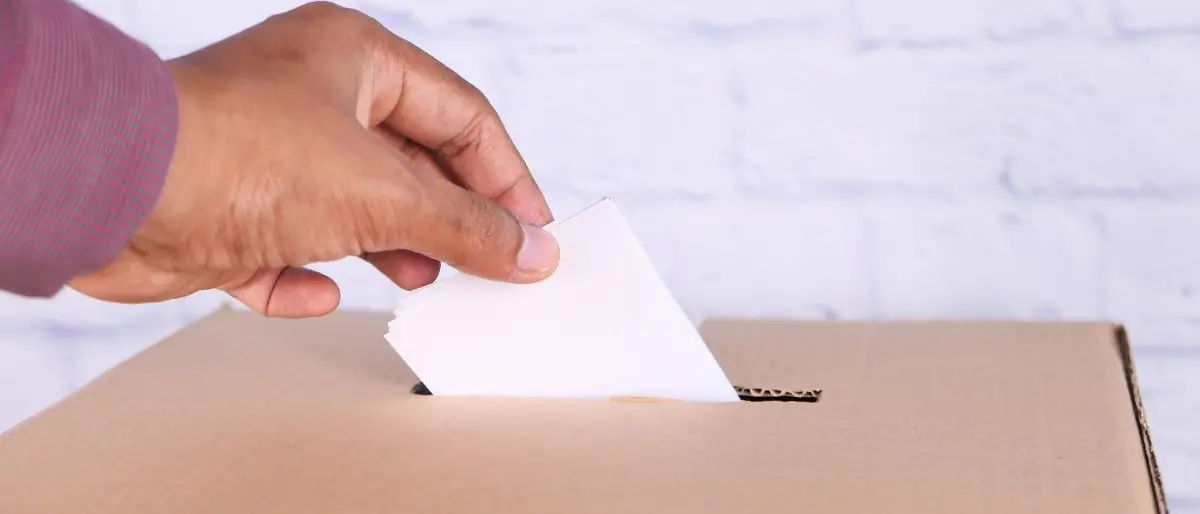 Al via le elezioni legislative in Iraq: urne aperte per il rinnovo dei 329 membri del Parlamento