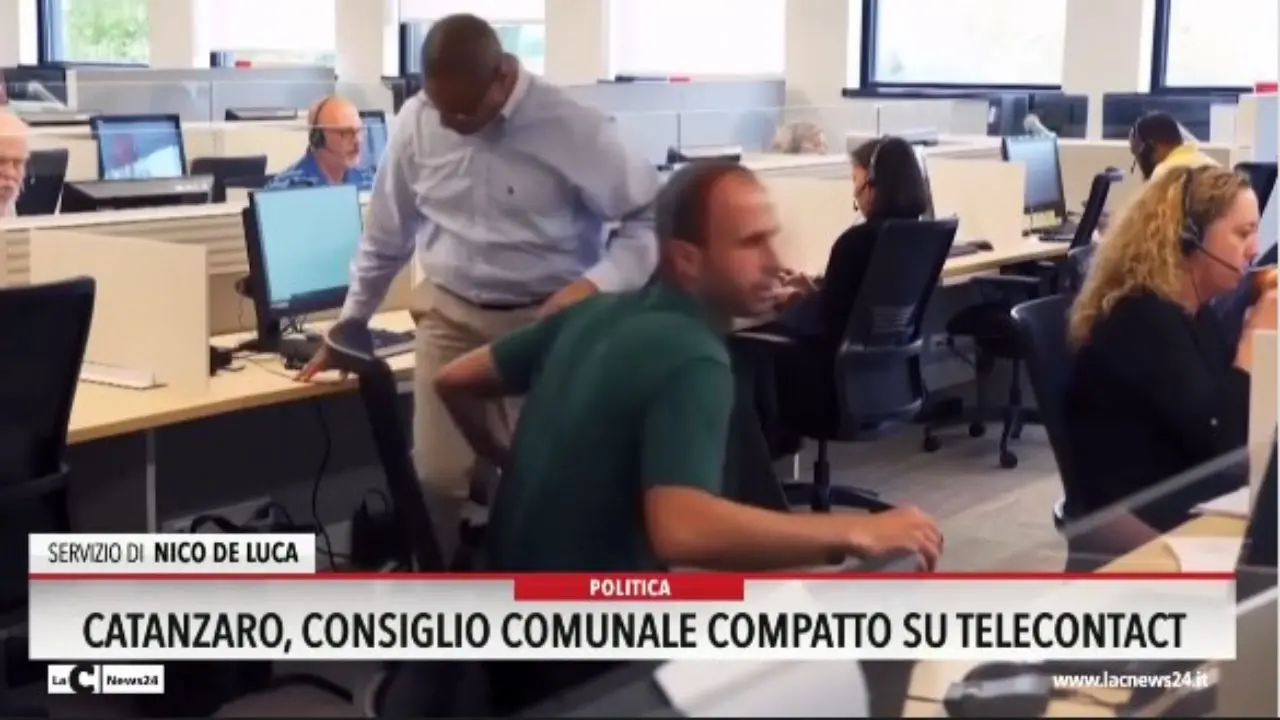 Catanzaro, consiglio comunale compatto su Telecontact