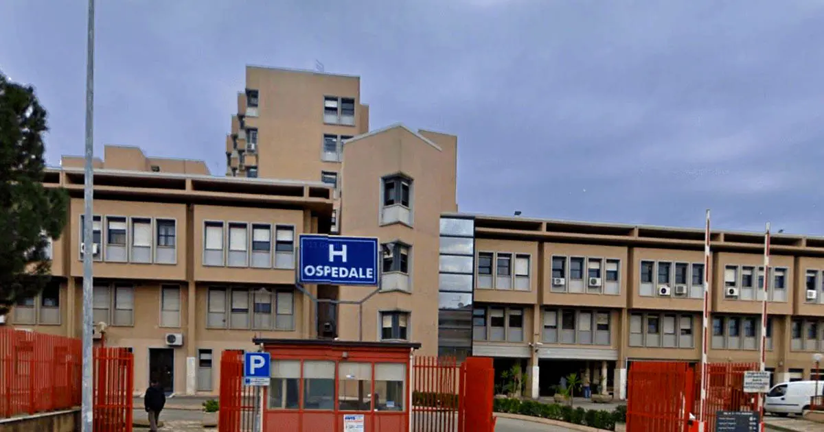 Rossano, giovane in escandescenza al pronto soccorso: ferita una guardia giurata\n