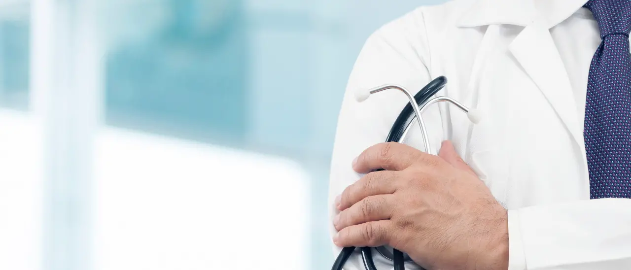 Medico vincitore di concorso resta senza contratto: il paradosso della sanità vibonese\n