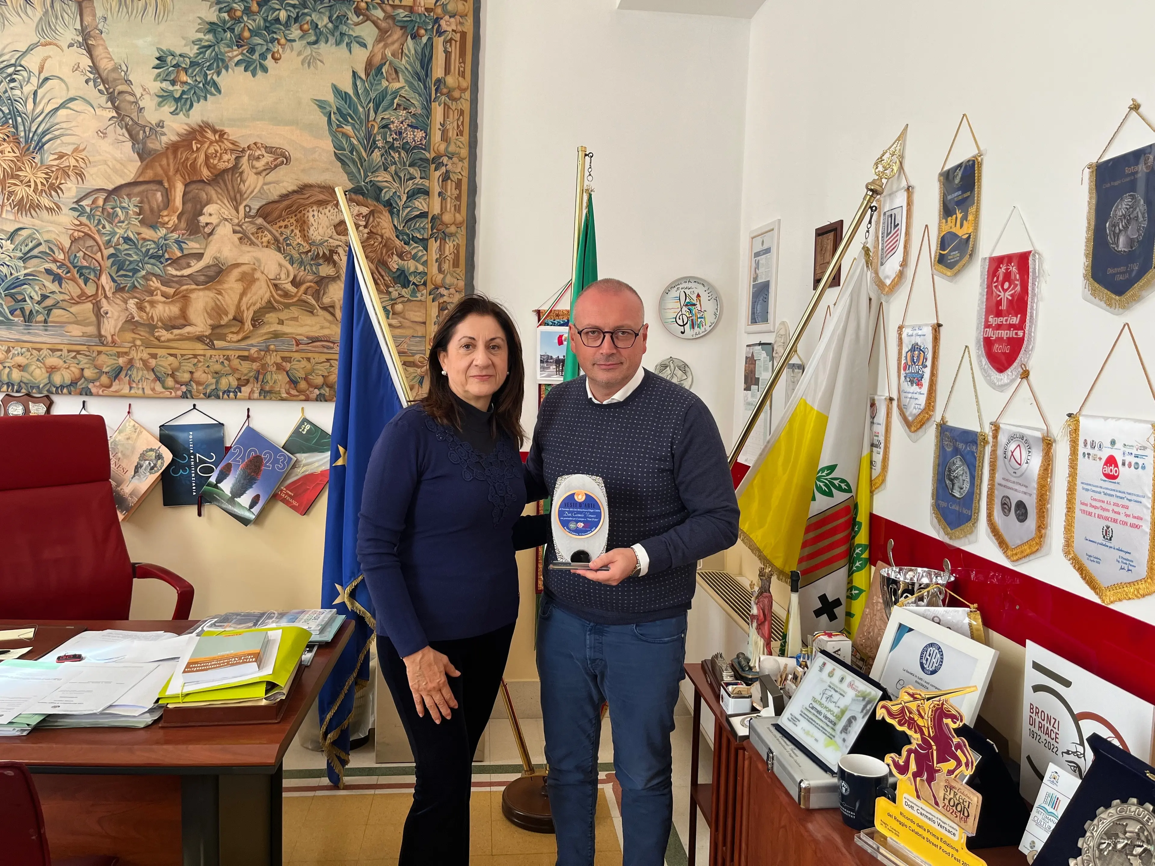 Reggio, la Città Metropolitana\u00A0aderisce a “Vesti d’Arte”: l’abbraccio tra Italia e Polonia nel nome di Versace\n