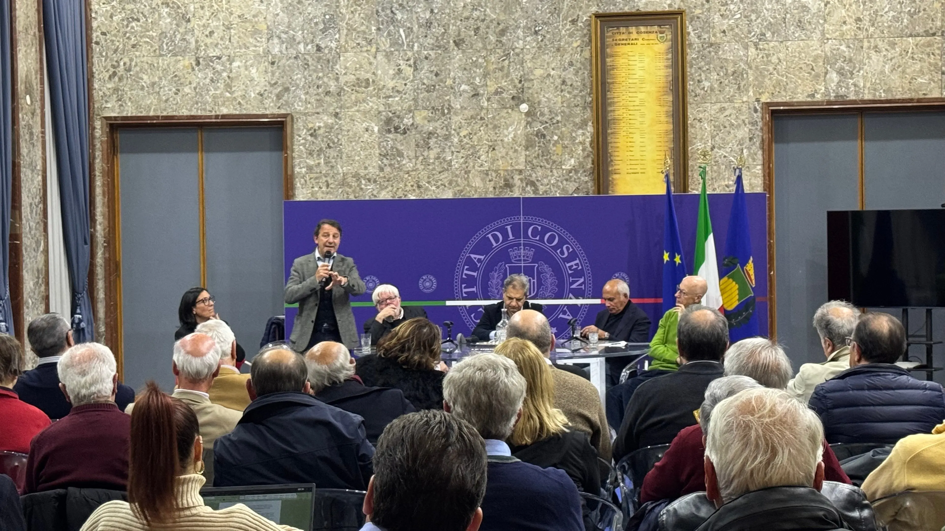 Calabria,\u00A0Tridico: «Abbiamo risvegliato le coscienze, non disperderemo questo patrimonio»\n