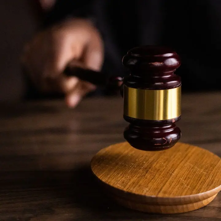 ’Ndrangheta, chieste condanne per quasi 5 secoli di carcere a Roma: i pm invocano 30 anni per il boss Vincenzo Alvaro\n