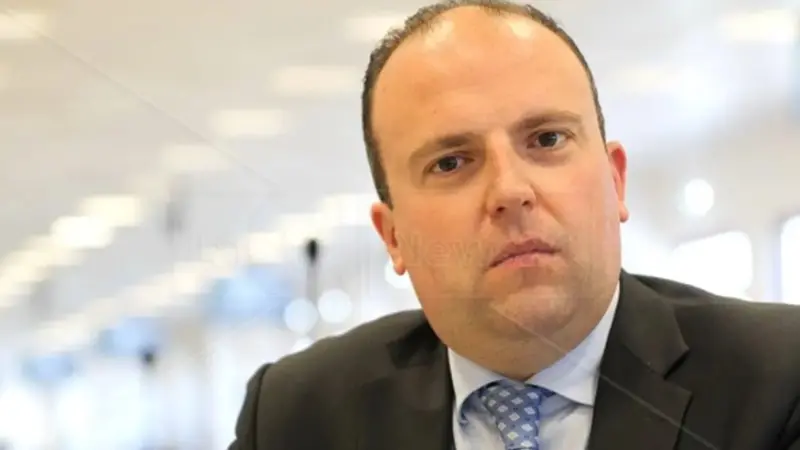 <p>L'avvocato Francesco Sabatino </p>\\n