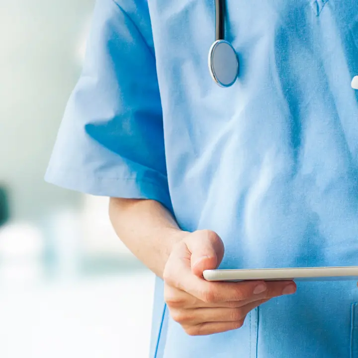 Condanna da 392mila euro per docente dell’Università Magna Graecia: 5 anni di\u00A0visite private non autorizzate\n