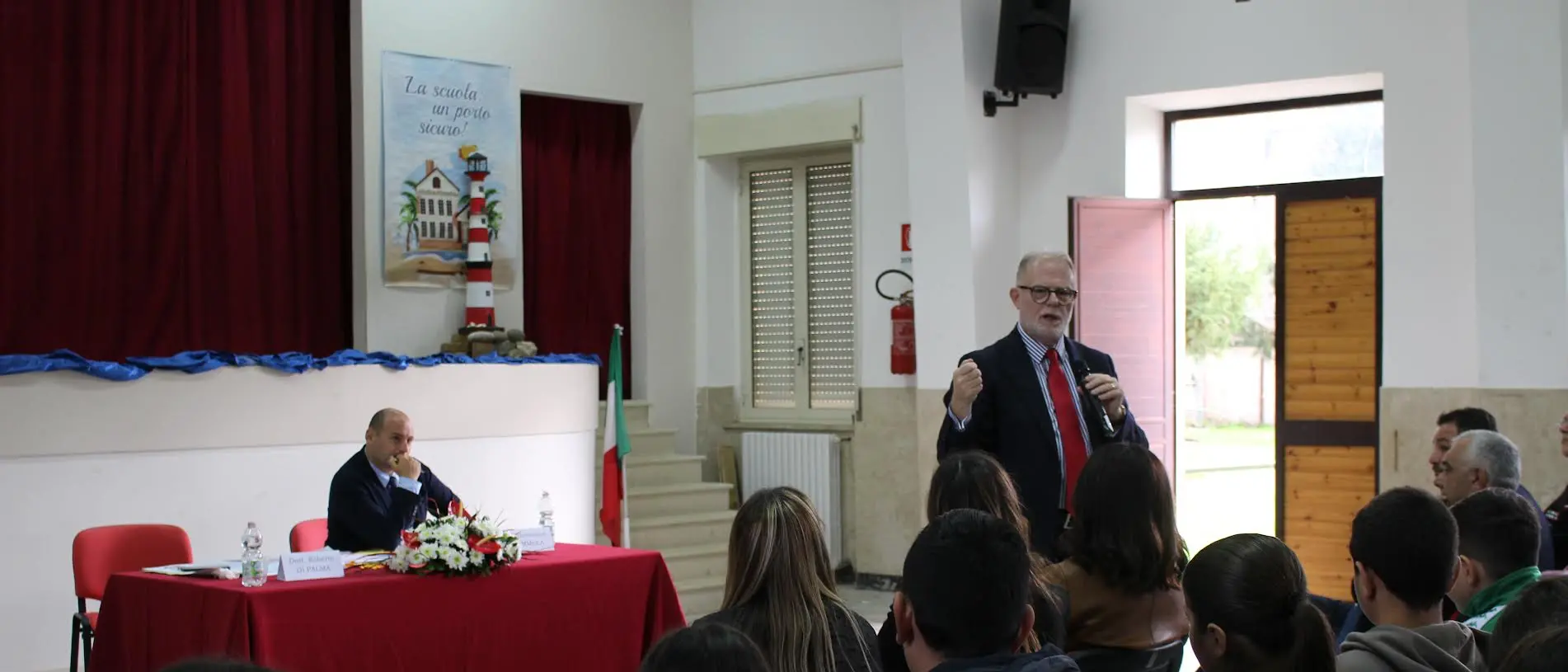 Oppido, gli studenti hanno incontrato il procuratore Di Palma per discutere di educazione civica\n