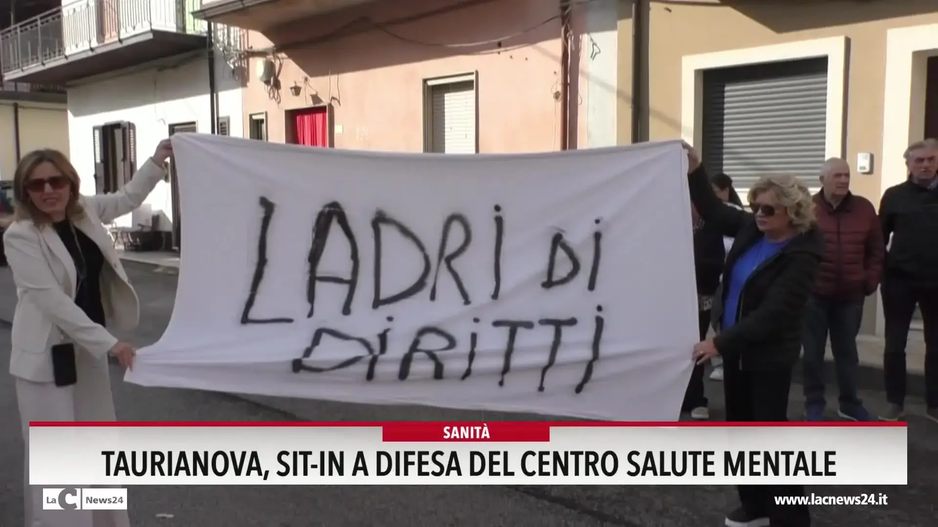 Taurianova, Sit In a difesa del centro salute mentale