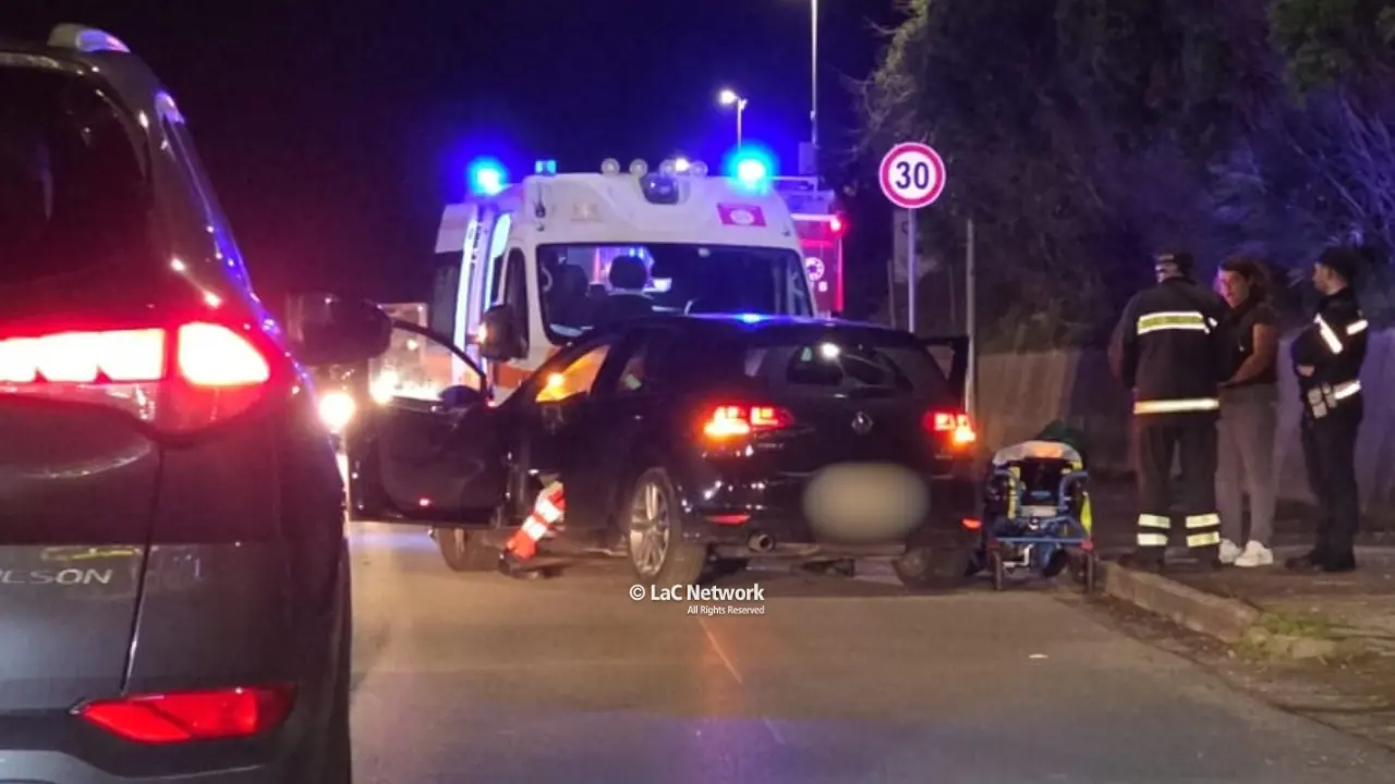 Incidente alle porte di Vibo, scontro frontale tra due auto all’altezza del cantiere del nuovo ospedale