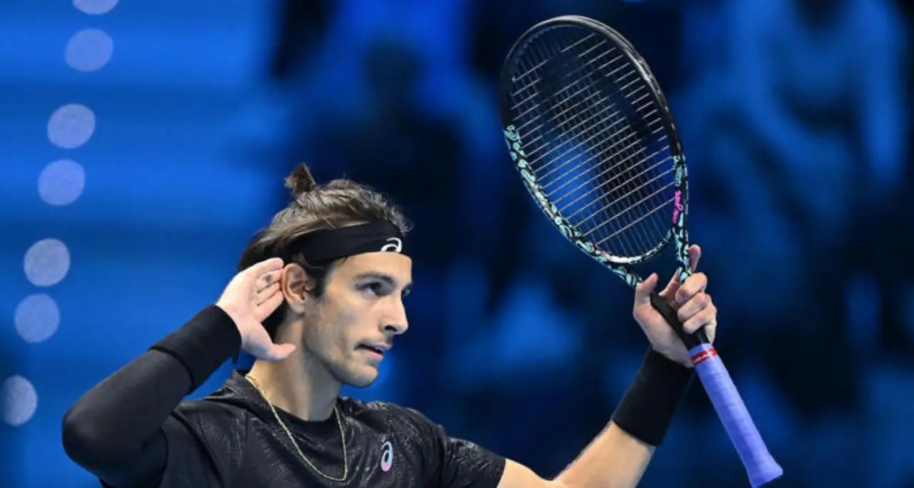 Tennis, Musetti “primo sigillo” alle Atp Finals: ora contro Alcaraz in palio la semifinale\n
