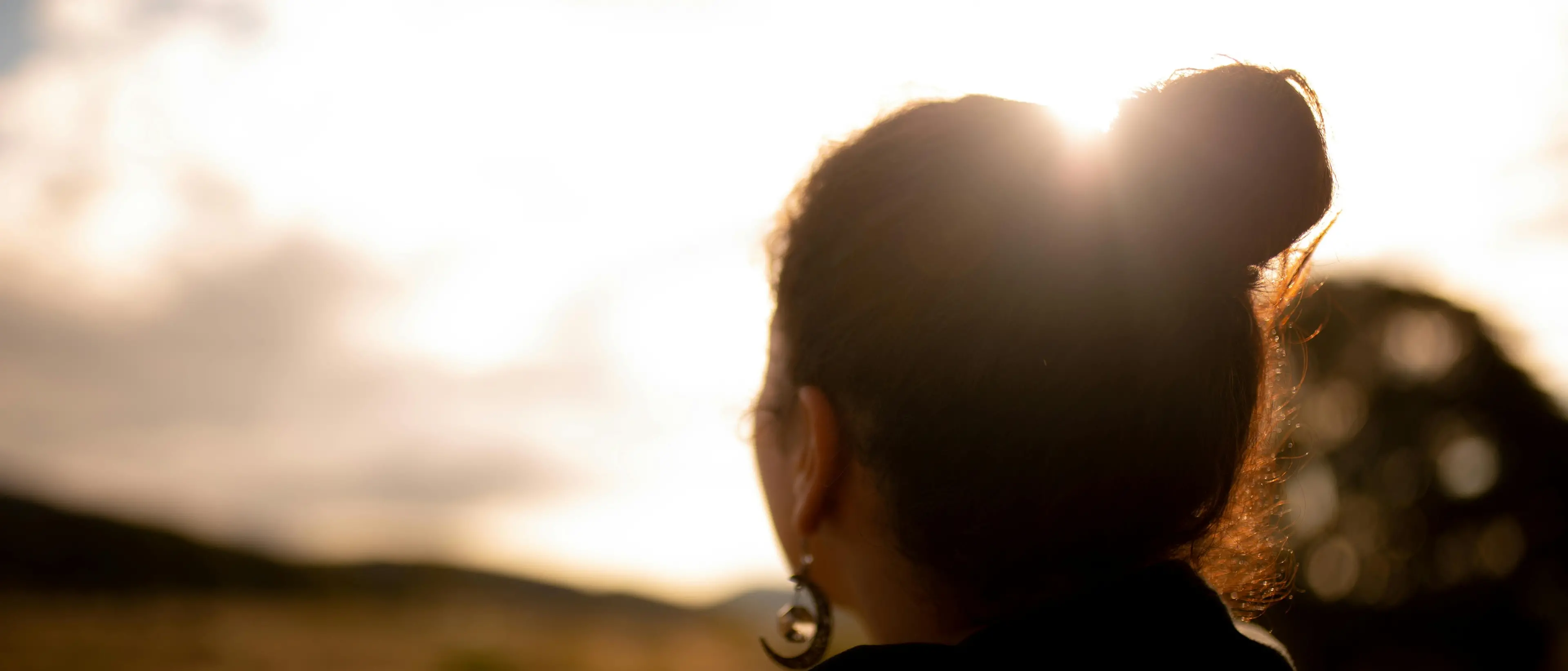 «Mi dicevano “ti devi ammazzare”, ma io voglio un futuro in Calabria». La rinascita di Anna, una delle ragazze violentate a Seminara\n