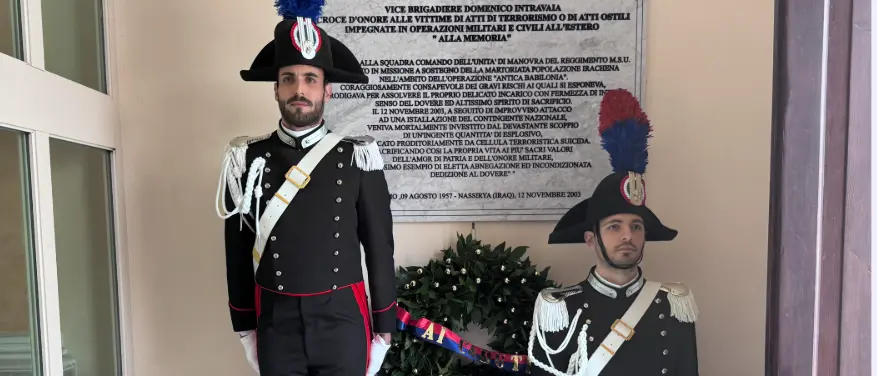 Palmi onora il sacrificio dei Caduti di Nassiriya: la cerimonia nella caserma intitolata al Vice Brigadiere Intravaia\n