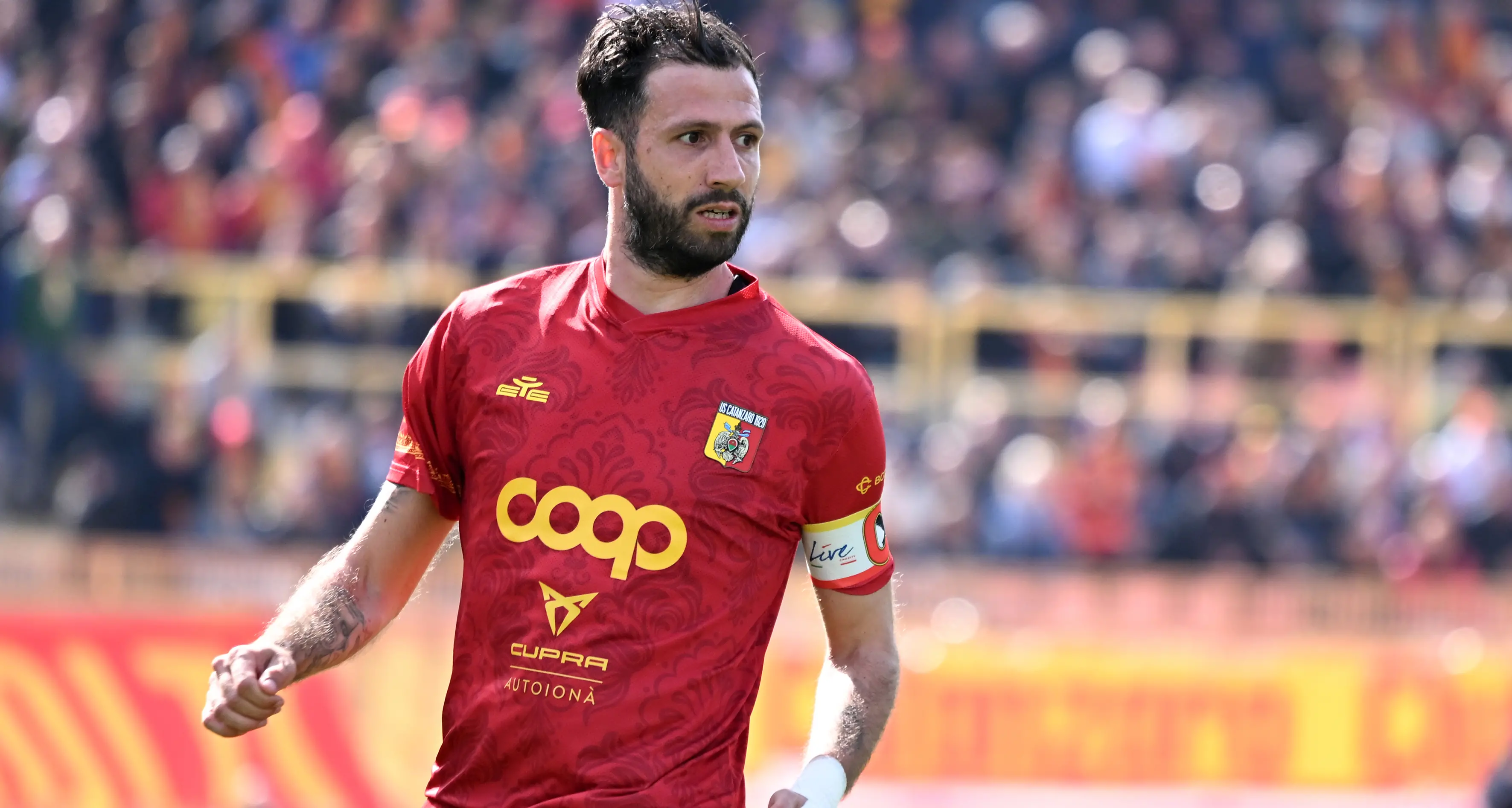 Gran Galà del Calcio, il capitano del Catanzaro Iemmello premiato tra i migliori della Serie B 2024/2025\n