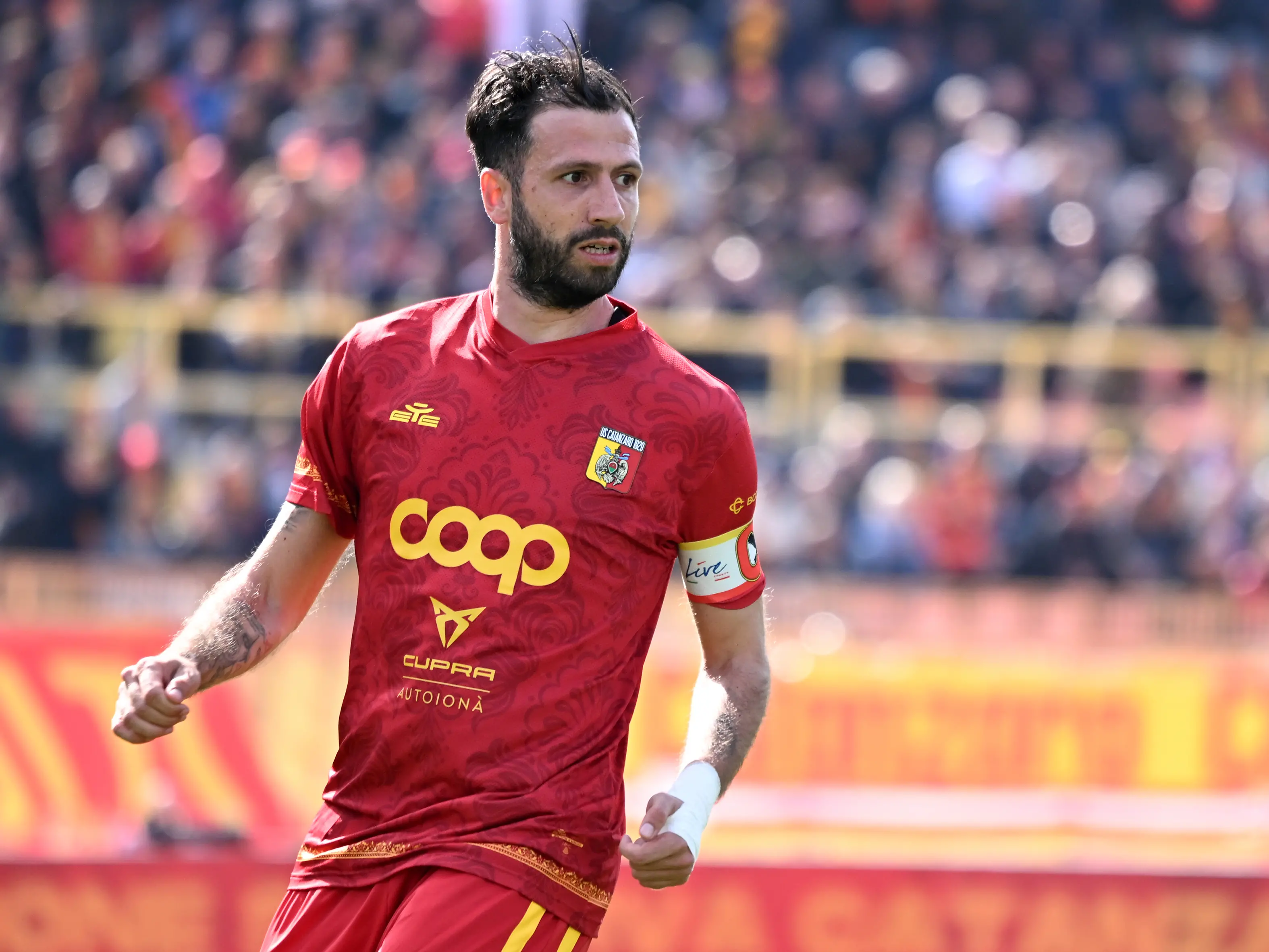 Gran Galà del Calcio, il capitano del Catanzaro Iemmello premiato tra i migliori della Serie B 2024/2025