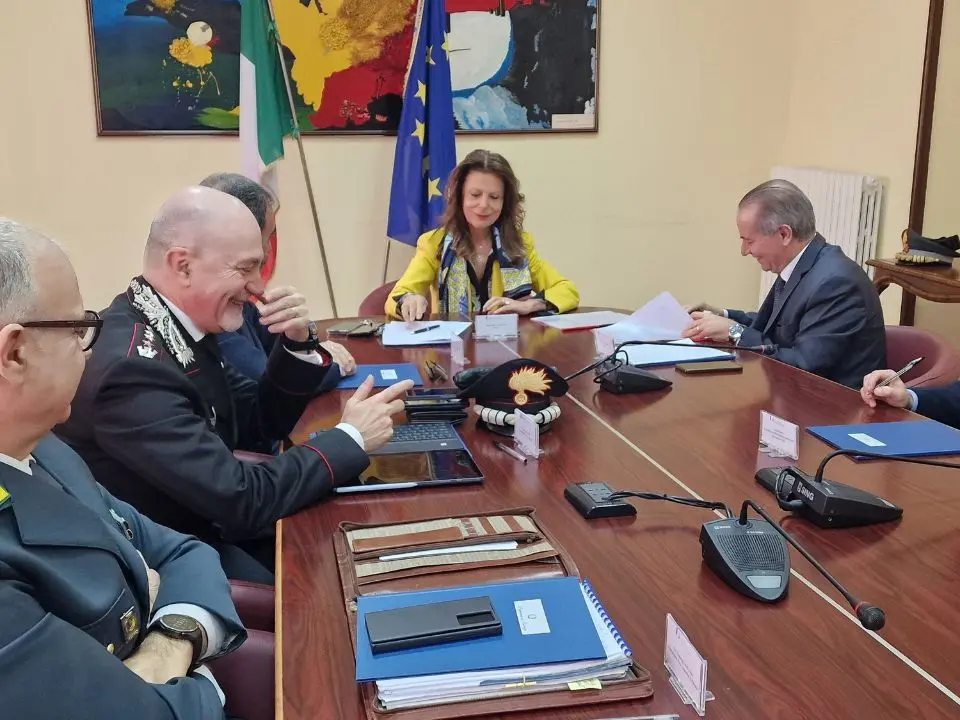 Variante Statale 106 Jonica, sottoscritti due protocollo di legalità in Prefettura a Cosenza