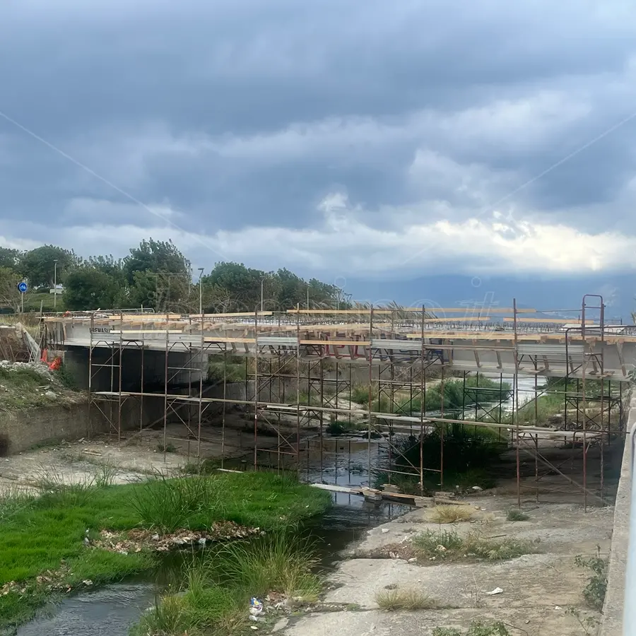 Ponte sul Calopinace Reggio, Brunetti: «Da programmare la gittata di cemento per poi passare alle rampe»\n