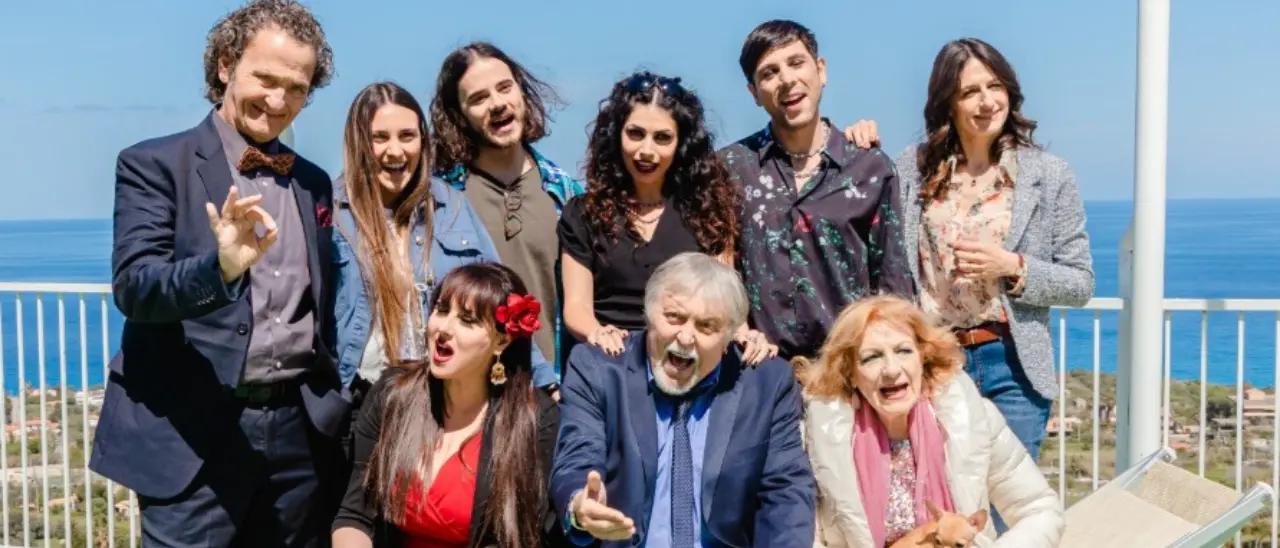 Una Costa degli Dei tutta da ridere: in sala il\u00A0film con Enzo Salvi e Maurizio Mattioli girato nel Vibonese\n\n\n