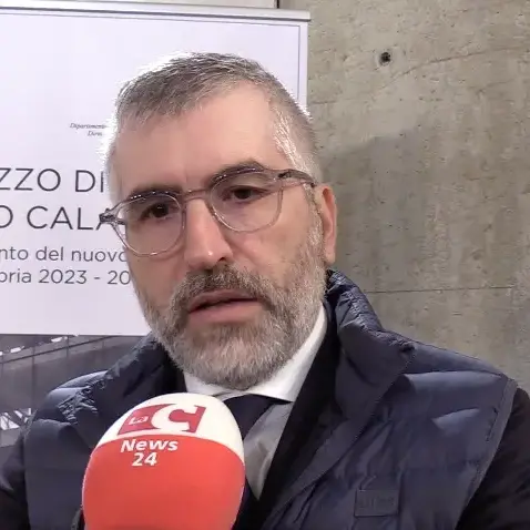 L’intelligenza artificiale alleata della giustizia, il procuratore Lombardo: «Va usata con equilibrio e nel rispetto delle regole»\n