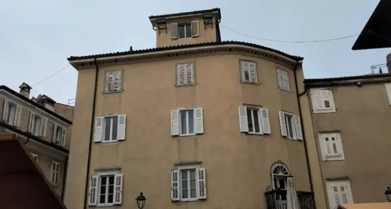 Trieste, madre uccide il figlio di 9 anni tagliandogli la gola\n